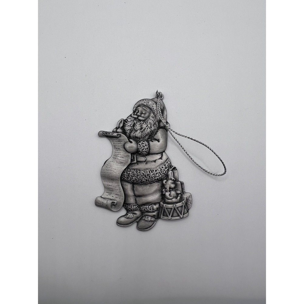 Vintage Avon Fine Collectibles Pewter Santa Claus Christmas Ornament 1996‎ Xmas